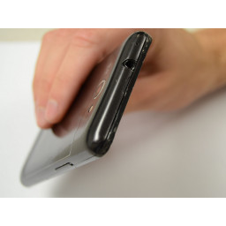 Замена батареи Samsung Galaxy R