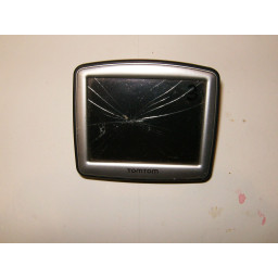 Замена TomTom One 310 LCD и сенсорного экрана